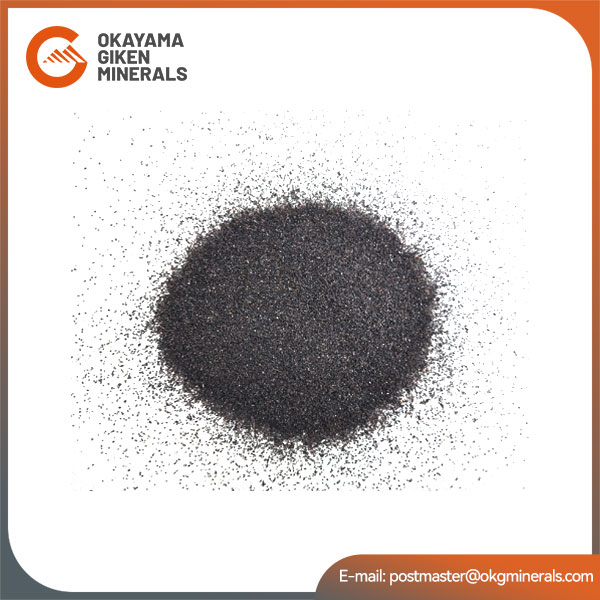 Quid est corundum chemically classificatis et quod est eius prima compositio?